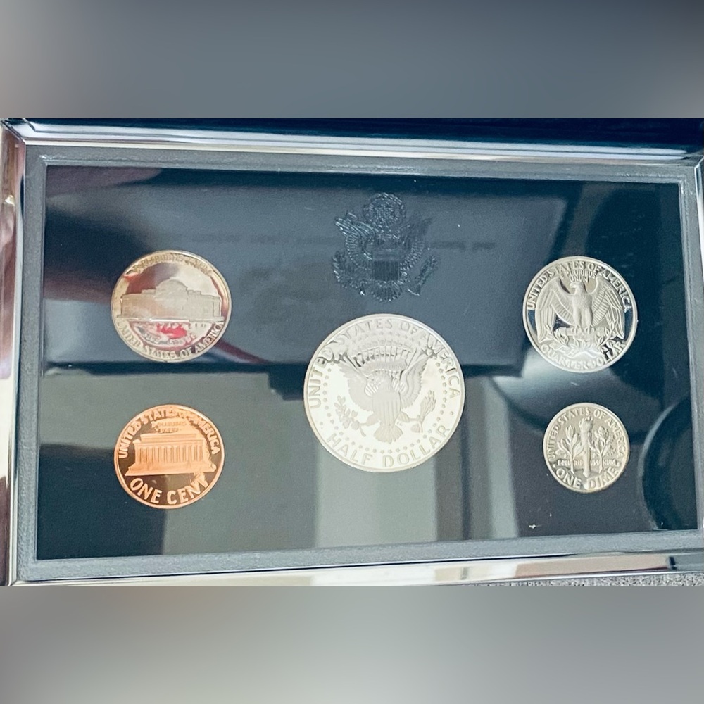 1993 Premier United States Mint Silver Proof Set with Case - Picture 3 of 15